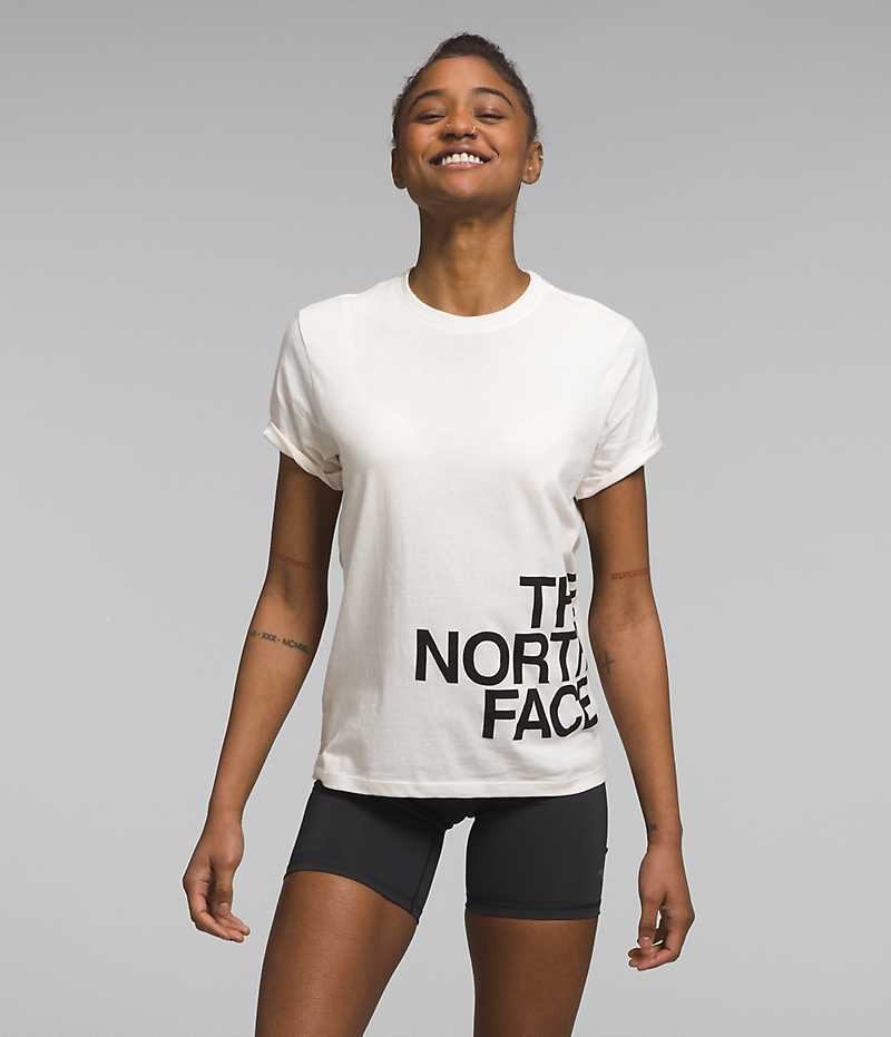The North Face Kısa Sleeve Brand Proud Tişört Kadın Beyaz | ISTANBUL SLFT